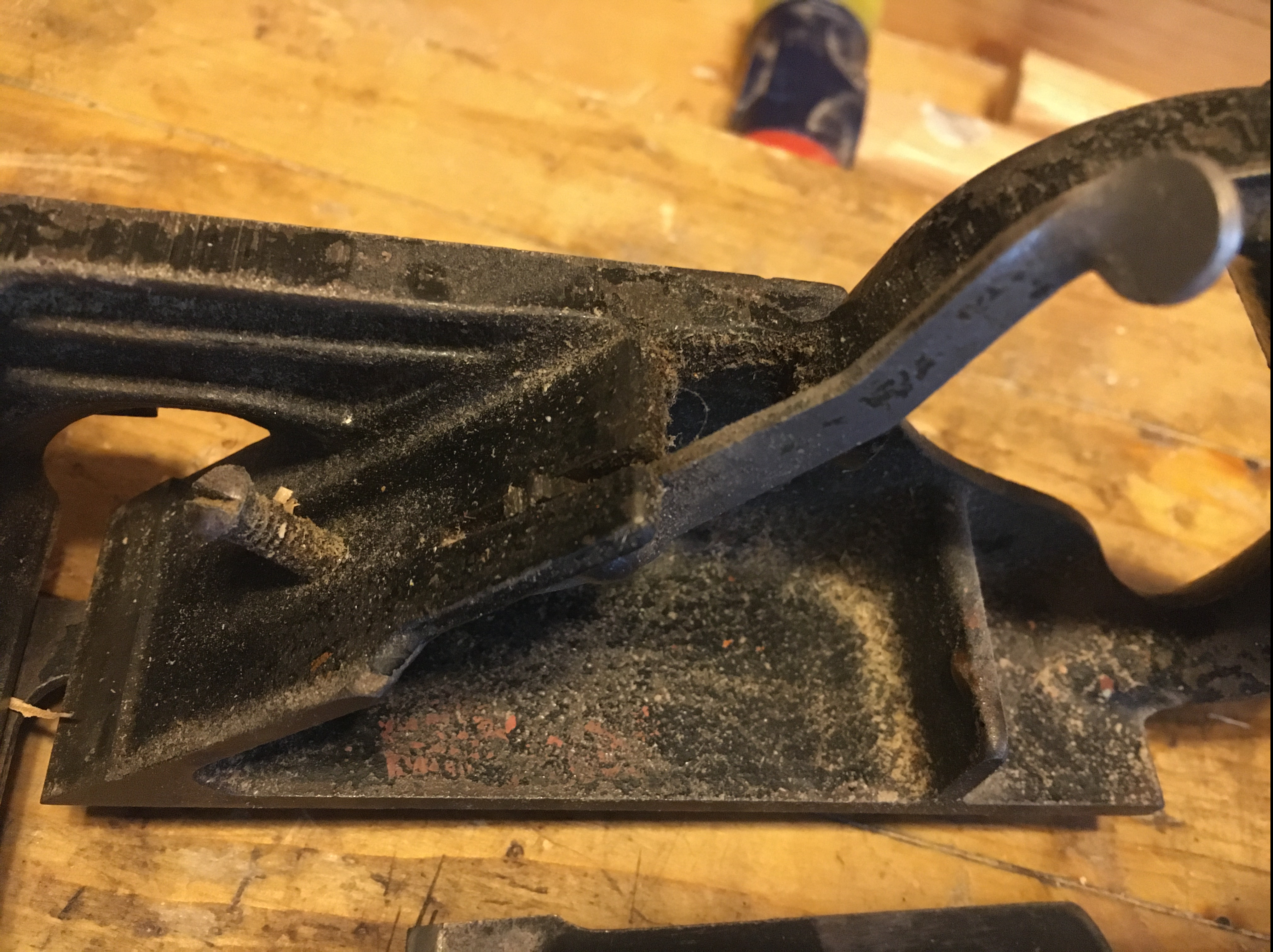 EE026BCF-B8FA-48B5-8105-BF77A5E5F4E1