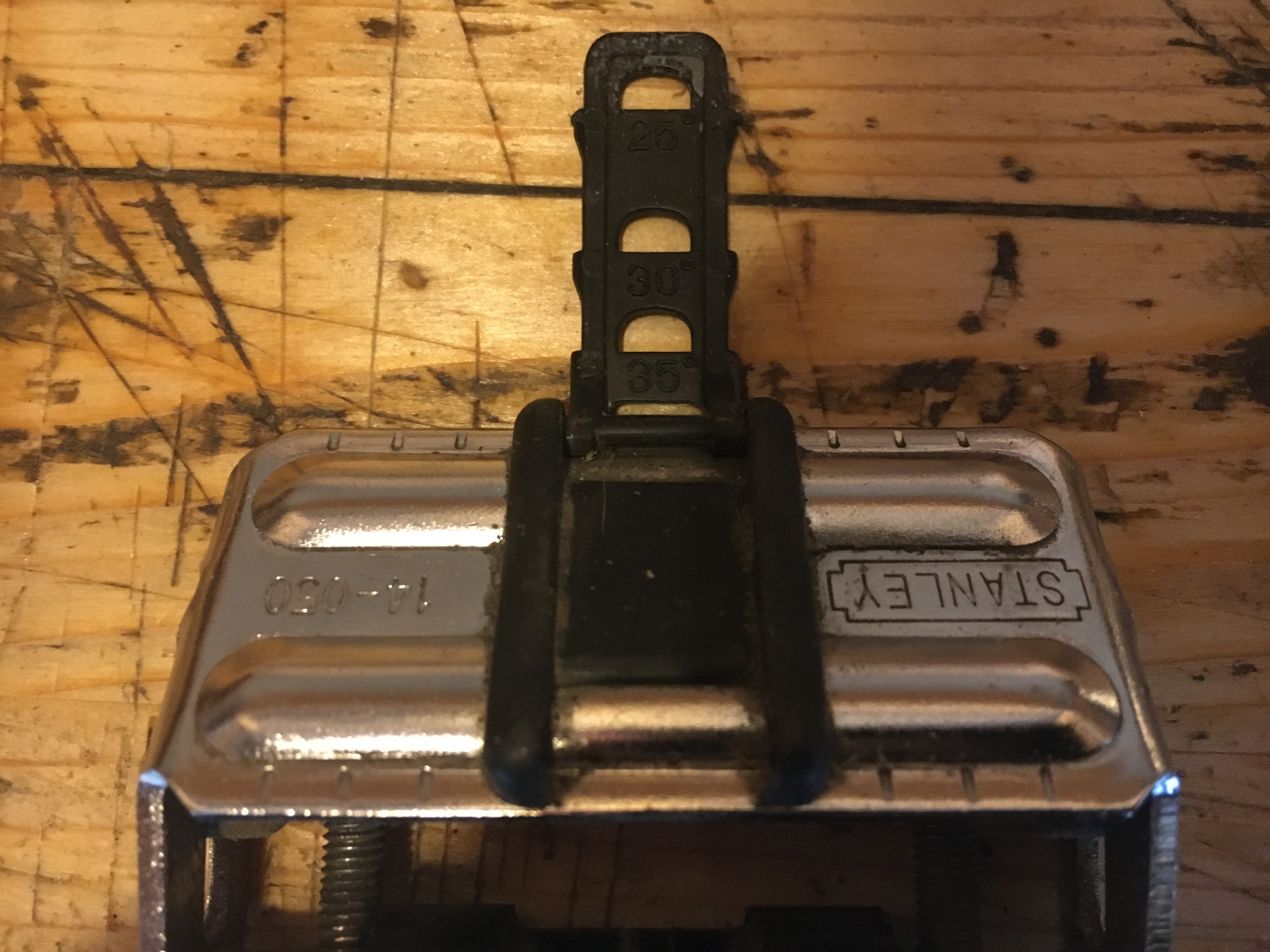 95E679E1-C6FA-4364-90F6-48B2827B52C3